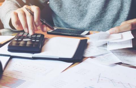 Więcej czasu na obowiązkowe oświadczenia ws. prądu. Dzięki wrzutce do ustawy