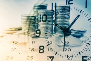 Praca pomiędzy dobami pracowniczymi