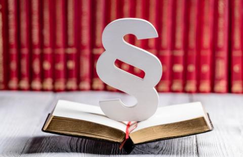 Czy rozstrzyganie o legalności sporów zbiorowych trafi na drogę sądową?