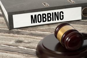 Sąd: Mobbing w urzędzie gminy informacją publiczną?