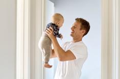 TK: Ograniczenie możliwości wytoczenia powództwa o zaprzeczenie ojcostwa niezgodne z Konstytucją