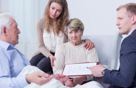 Notariusz wpisze do KRS, rozwiedzie, dopilnuje egzekucji