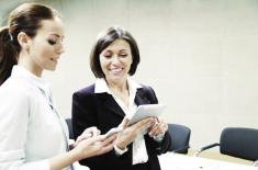 Pracodawcy i pracownicy poczekają kolejne trzy lata na eUmowy