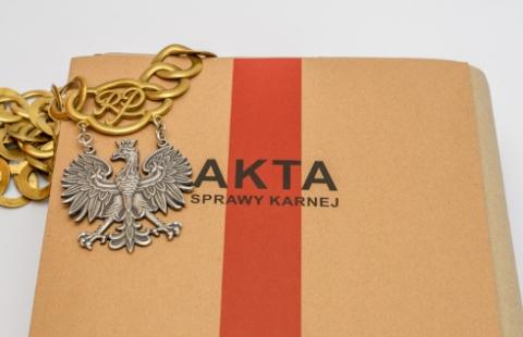 Akt oskarżenia przeciwko notariuszowi w sprawie oszustwa