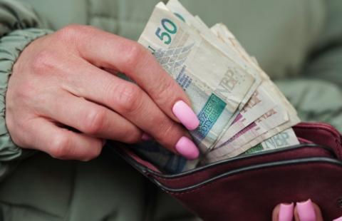 Czy kosztowny kurs wakacyjny wpłynie na wysokość alimentów