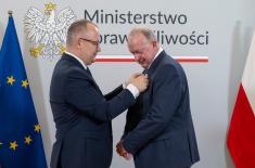 Włodzimierz Albin z Odznaką Honorową za Zasługi dla Wymiaru Sprawiedliwości