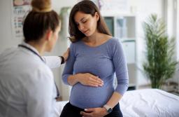 Samorząd położnych apeluje o realistyczne limity przyjęć na położnictwo