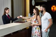 Booking.com za karę awansuje klienta w programie lojalnościowym