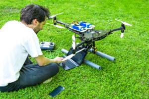 Operatorzy dronów będą musieli wykupić polisę OC