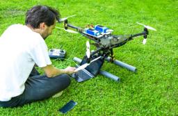 Operatorzy dronów będą musieli wykupić polisę OC