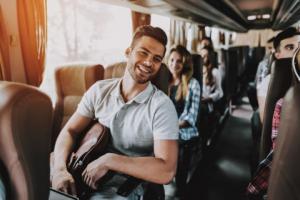 Młodzi wolą zatrudnienie z perspektywą niż fuchę na lato