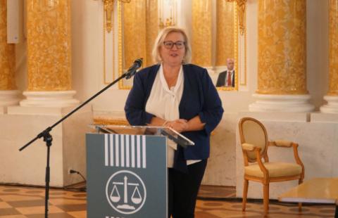 Trybunał Stanu wyłączył 12 sędziów TS ze sprawy dot. immunitetu Manowskiej