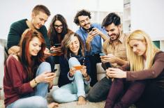 GUS policzył osoby pracujące w wieku 15-34 lata