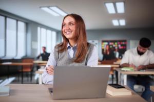 Egzamin na aplikacje 2025: u radców zdawalność na poziomie 70 proc.