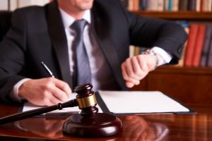 Aplikant adwokacki asystentem sędziego? NRA nie widzi możliwości