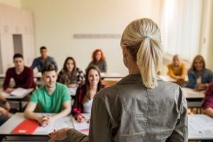 MEN określi zasady finansowania branżowych centrów umiejętności