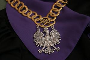 Sędziowie żądają pieniędzy, a trybunały kwestionują ich prawo do wydawania wyroków