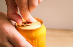 System kaucyjny na start. Recyklomat na koszt sklepu i z licznymi problemami