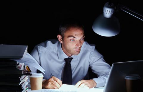 Zmiana czasu na zimowy a dyżur w nocy