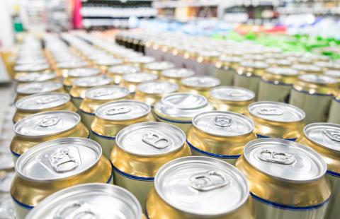 Zakaz sprzedaży energetyków niepełnoletnim już bez wątpliwości - Senat za zmianami