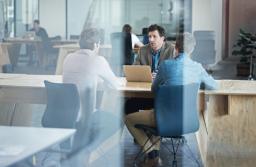 Wynagrodzenia pod lupą - rynek pracy w dobie stabilizacji. Raport