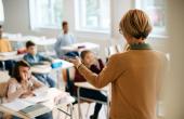 Możliwe kolejne zmiany w rozliczaniu godzin ponadwymiarowych nauczycieli