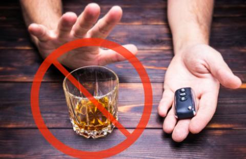 Żurek: Kto ma zakaz prowadzenia auta, nie będzie go leasingował ani pożyczał