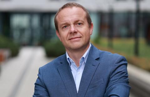 Mec. Stachura: Panie ministrze, po co ta farsa?