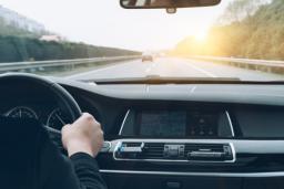 Zakup samochodu osobowego - leasing czy gotówka?