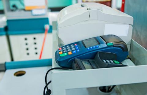 Przewozy melexem: Czy trzeba mieć kasę fiskalną?