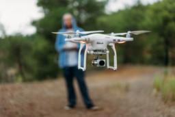 11 listopada ograniczenie w lotach dronów nad Warszawą