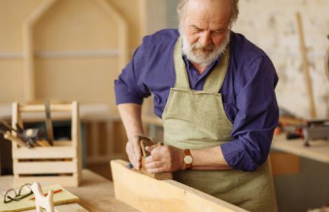 Imigranci silversi w Polsce – niedoceniany potencjał czy wykluczeni z rynku pracy?