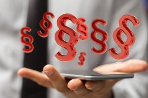 „Śledzenie” u innych, u nas – „reklama spersonalizowana”. UOKiK stawia zarzuty Apple