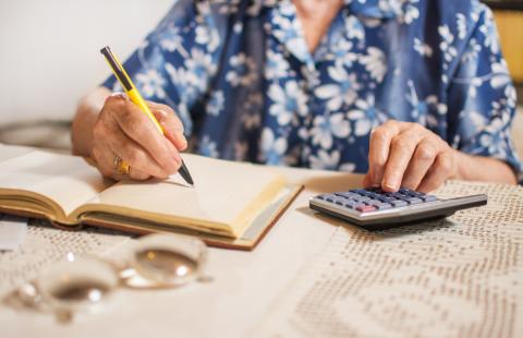 GUS: W 2024 r. było 9,38 mln emerytów i rencistów