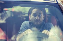 Kierowca kleptoman zagrożeniem na drodze, gdy przyjmuje leki