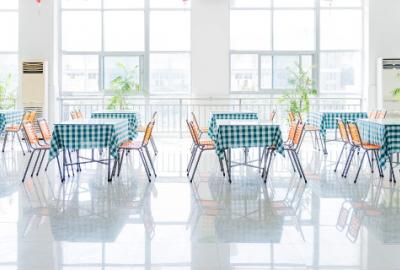 Kto zapłaci za darmowe obiady w każdej szkole