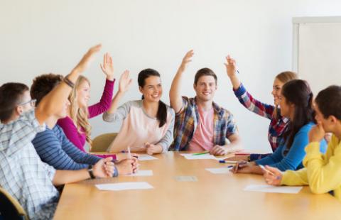 Spada liczba sporów zbiorowych i zakładowych układów zbiorowych pracy