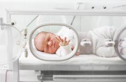 Małe porodówki będą znikać – zdecydują finanse i statystyki