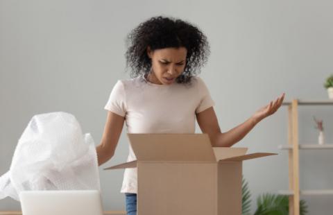 Listonosz i kurier zatrzymają podejrzaną przesyłkę