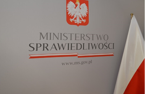 Partia Biedronia będzie walczyć o oddzielenie prokuratury od ministerstwa sprawiedliwości  