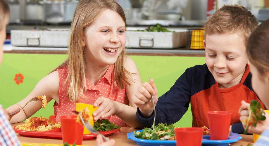 Rodzic utrudnia kontakty? Kurator nie może reagować