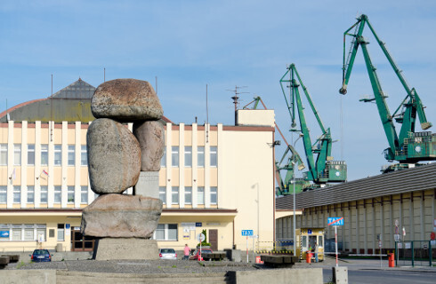 SN: źle zastosowany zakaz konkurencji wobec wspólnika spółki z o.o.