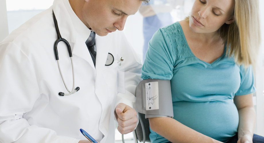 Wstrzymywanie wypłaty świadczeń z ubezpieczenia chorobowego kobietom w ciąży - interwencja RPO