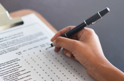 Pasażerowie autobusów wjeżdżających do Polski wypełnią ankiety lokalizacyjne