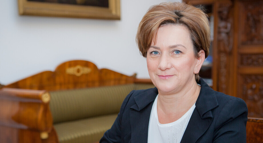 Wiceminister: Osiem złotych za poradę pielęgniarską to wstępna stawka