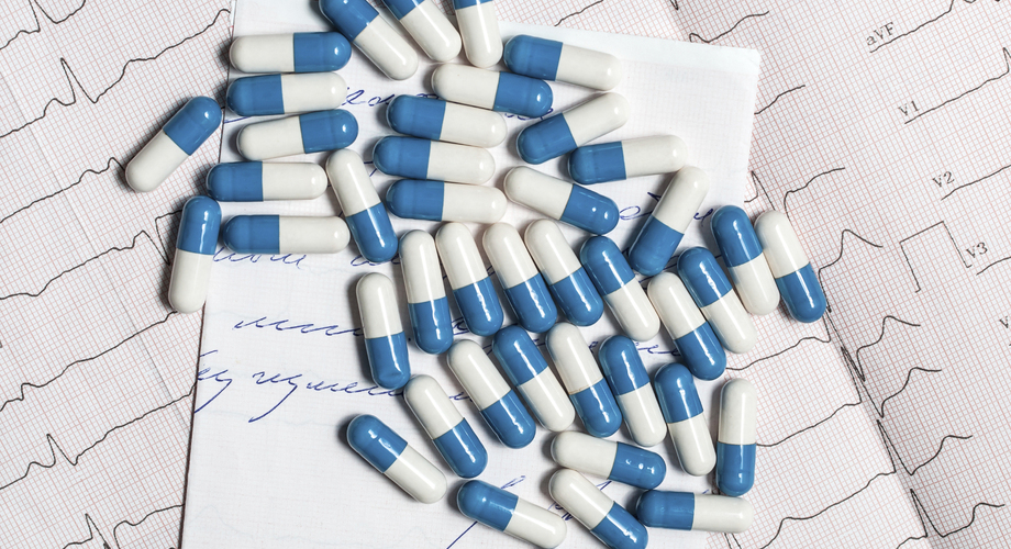 TSUE: Firma farmaceutyczna nie może płacić za niekwestionowanie patentu leku