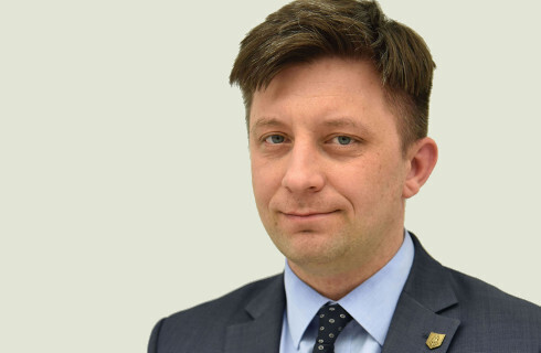 Pełnomocnik rządu przeprasza za błąd w systemie i brak informacji o rejestracji na szczepienia