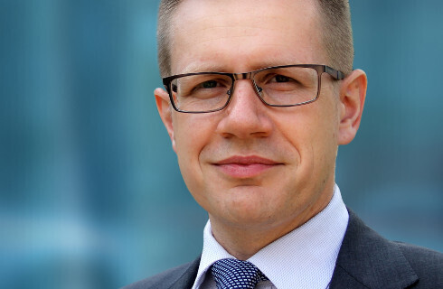 Zmiany w SN dotyczą też odpowiedzialności prawnej osób wykonujących zawody zaufania publicznego