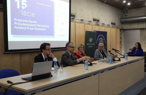 15 lecie programu spraw precedensowych