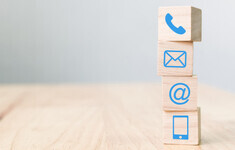 sluchawka telefon list koperta malpa klocki